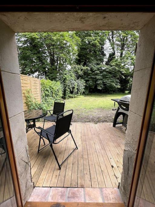 Superbe Appartement Cosy Avec Jardin Nîmes Exteriér fotografie